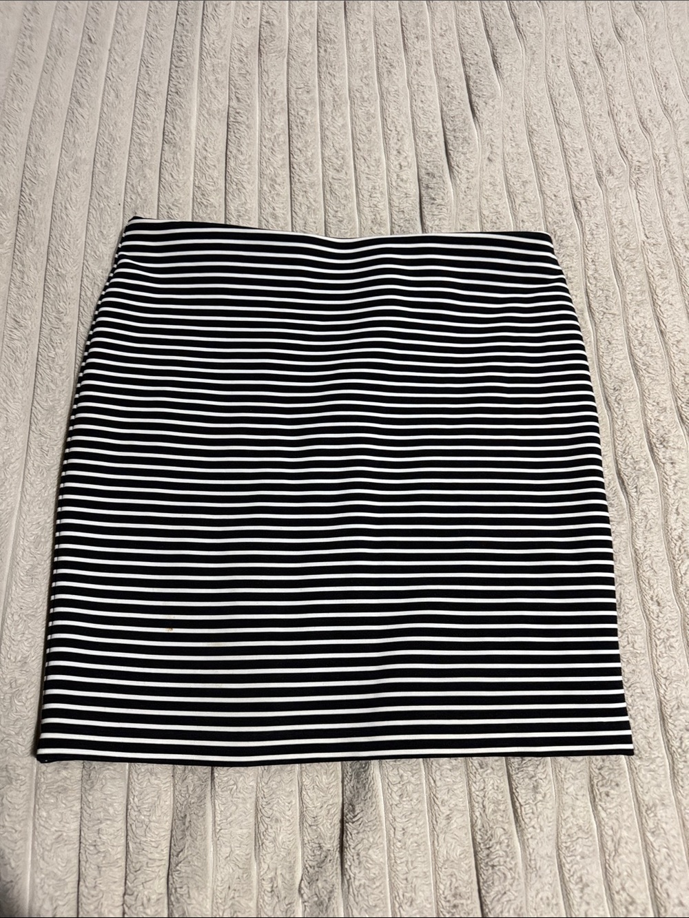 Black and White Striped Women's Stretchy Pencil Skirt